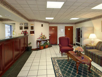 Days Inn By Wyndham Lexington-Columbia Eksteriør billede